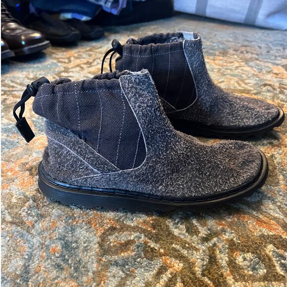 Unique Dr. Martens Fabric Pull-On Ankle Boots - Picture 1 of 4
